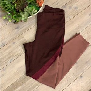 Old Navy 7/8 length high rise go dry leggings